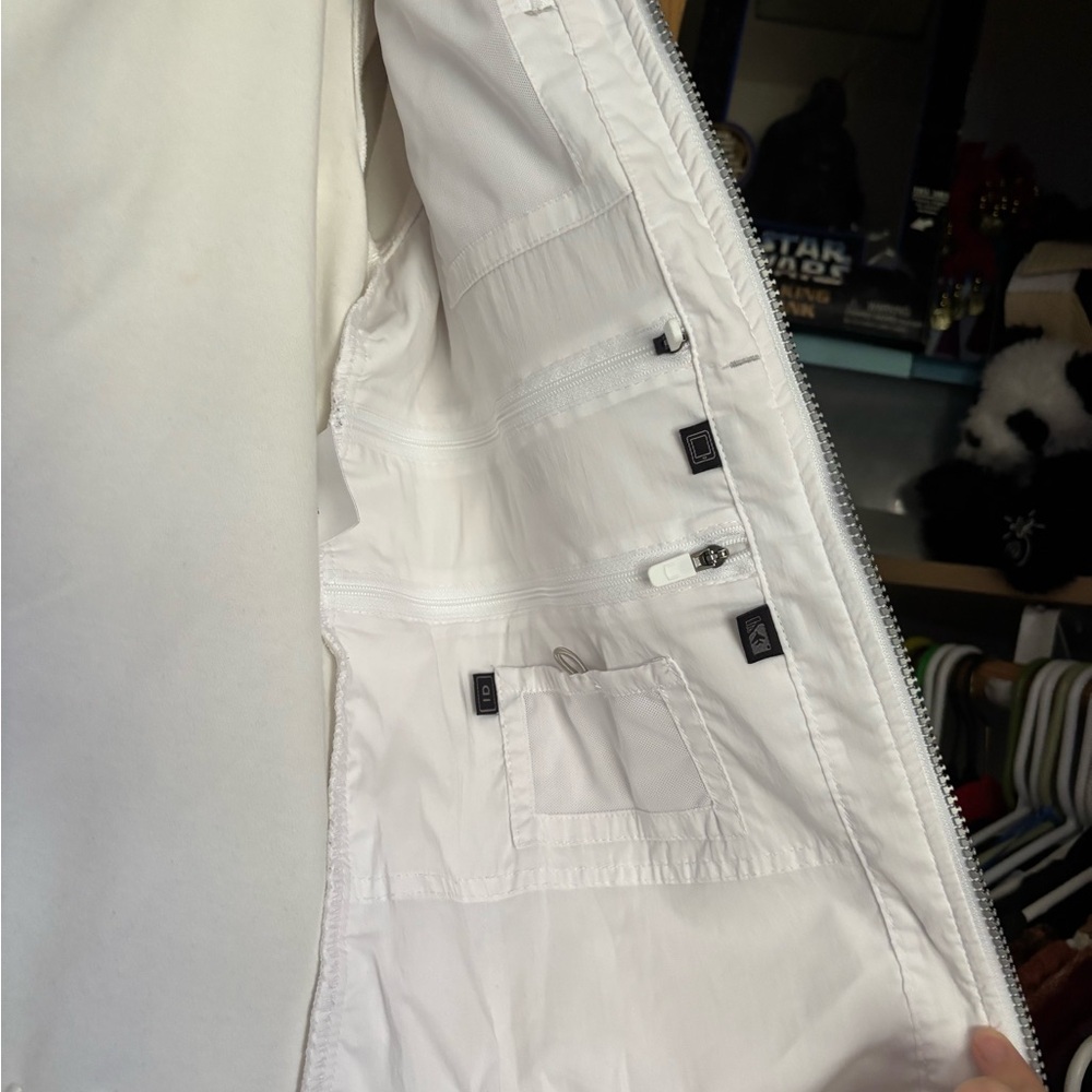 Scottevest White Lightweight Shirt Jacket Versatile Design - Picture 5 of 7